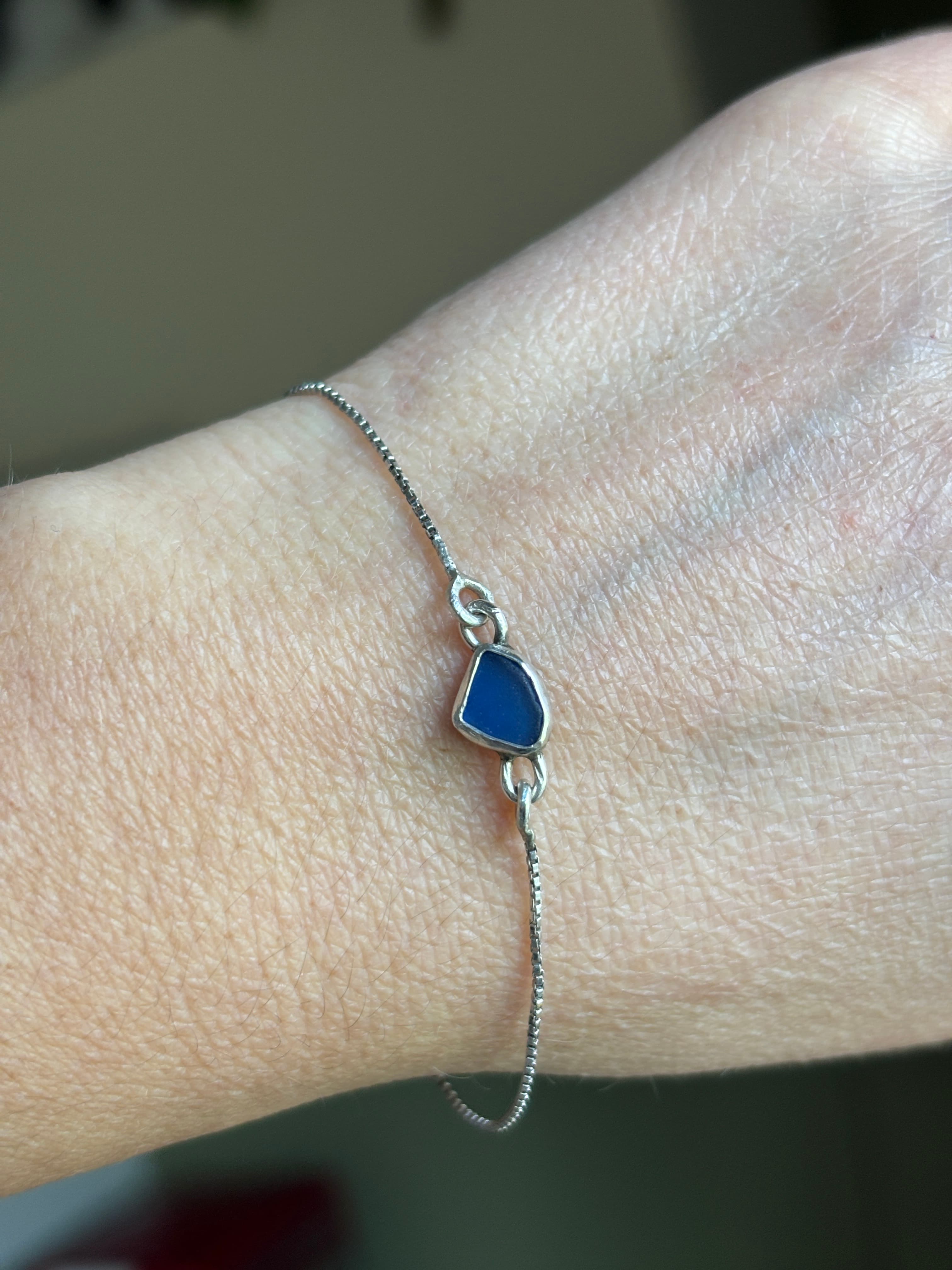 Bracciale con vetro marino BLU